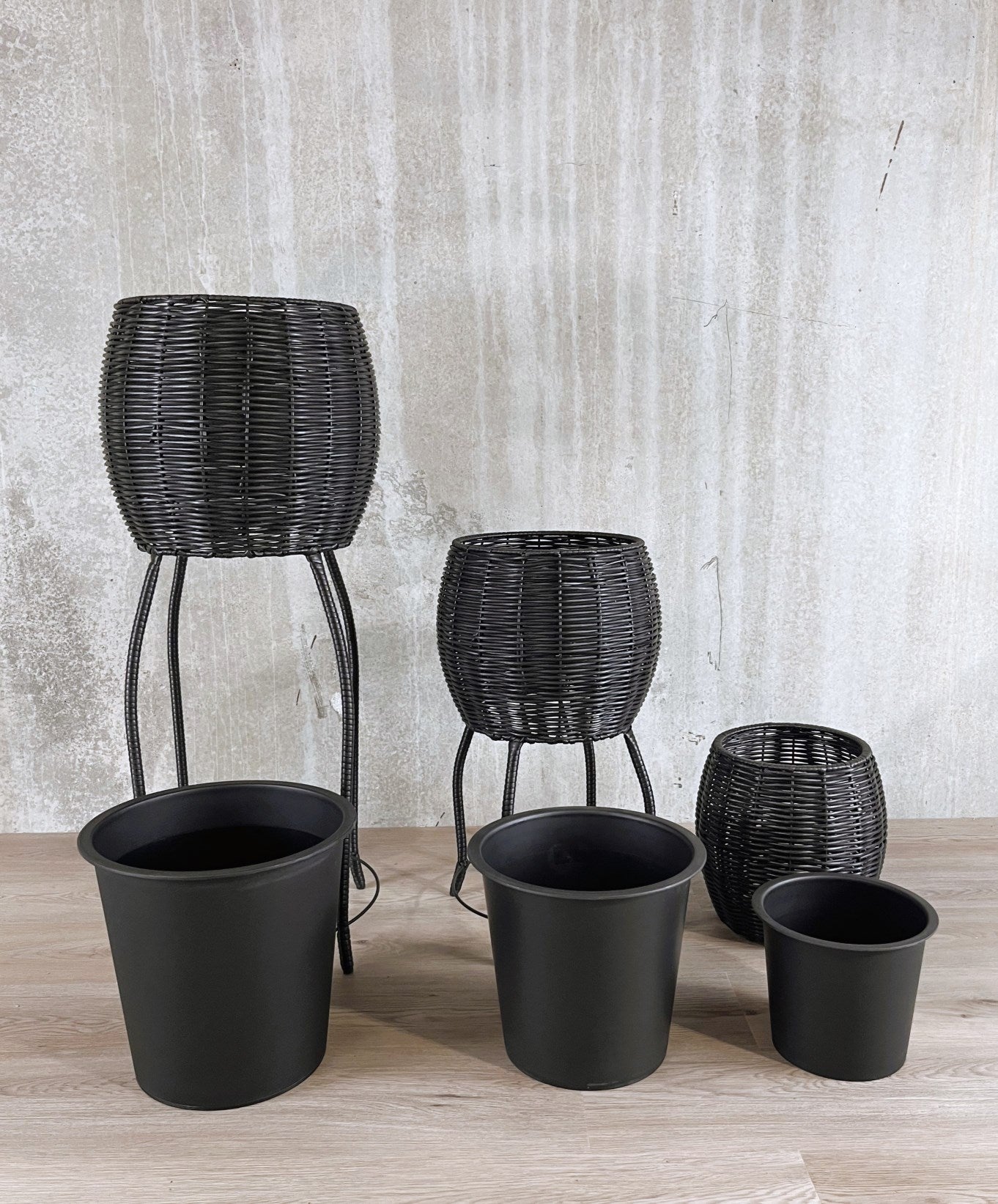 BOBOLI 3 Piece Set Round Poly Rattan Wicker Planter Pot Set - Black
